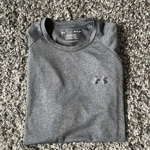 Men’s Under Armour Tech Tee size SMALL